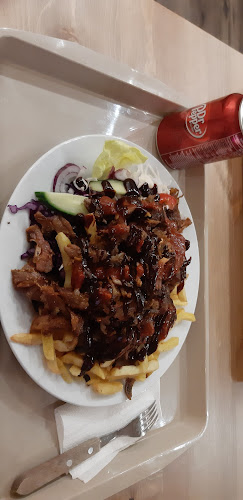 Country Tortilla Gyros és Grillház - Vendéglátás