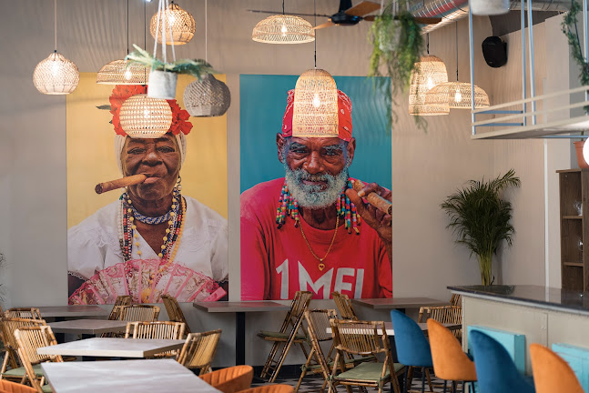 La Movida Bar & Restaurant