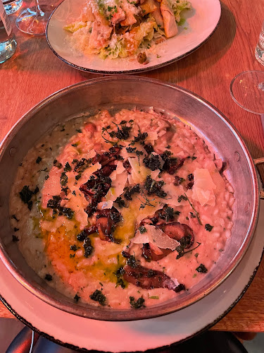 Comentarii opinii despre Tom George Osteria