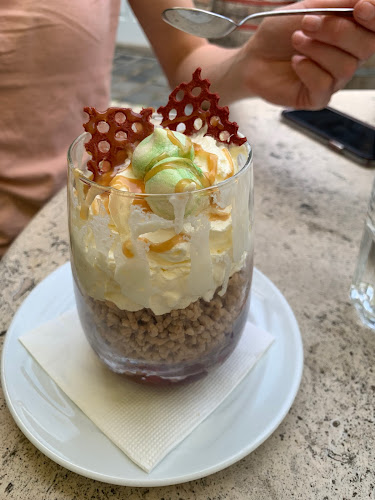 Comentarii opinii despre Rondella Kávézó