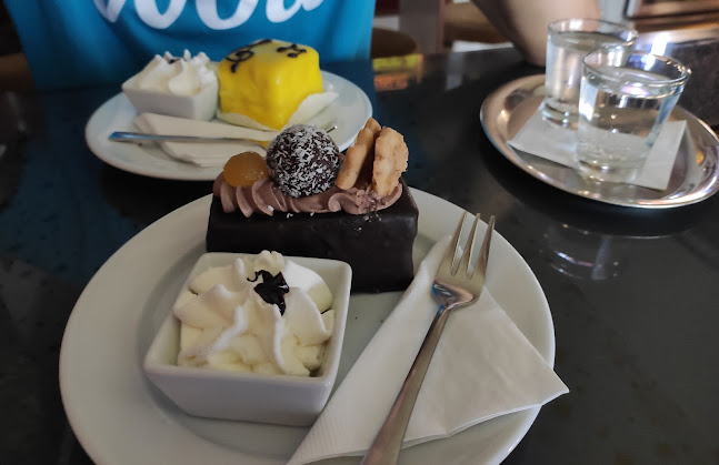 Comentarii opinii despre Benedettó Fagylaltozó, Kávézó