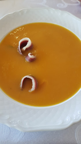 Fiastyúk Udvarház - étterem, szállás, biofarm - Csór