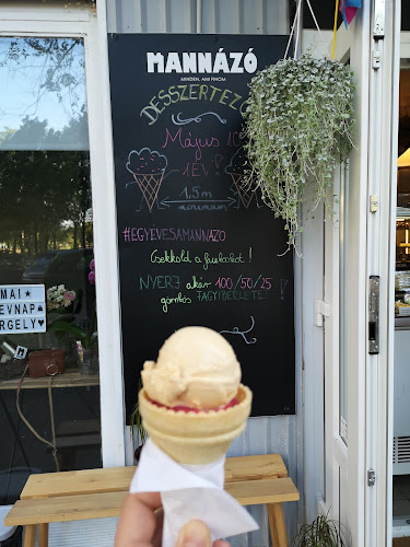 Mannázó - Vendéglátás