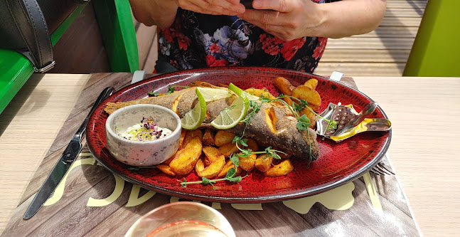 Comentarii opinii despre Pipacs Étterem Eger-Almár