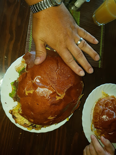 Opinii despre Sparrow Café în Köröstarcsa - Vendéglátás