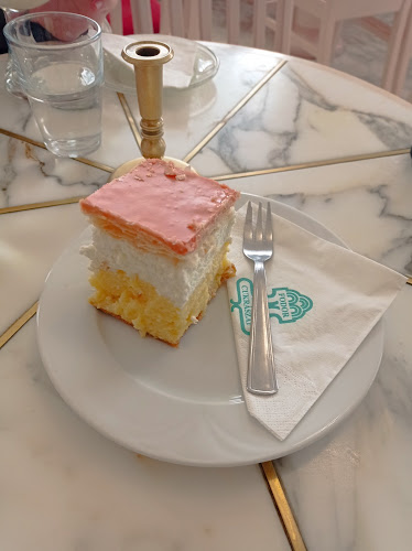 Comentarii opinii despre Fodor Cukrászda