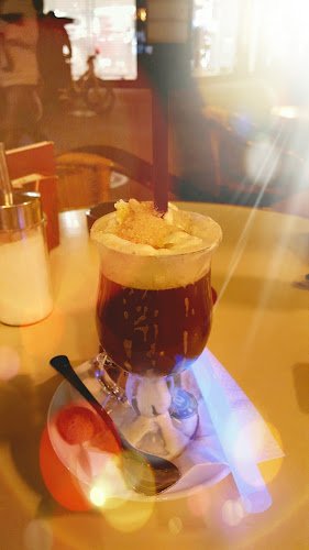 Budapest, Váci u 5, 1052