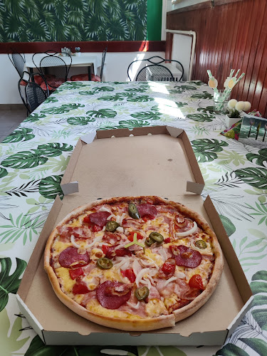 Opinii despre Pizzeria Gastro Salamone Kft. în Mende - Vendéglátás