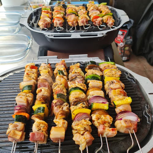 Comentarii opinii despre Devil's Prézli Food Truck & Catering