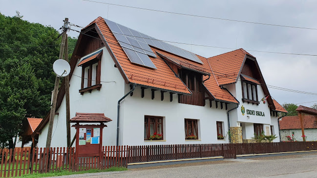 Turisztikai Információs Központ – Tanoda kávézó - Háromhuta