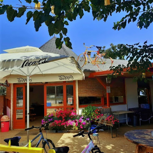 Falatozó Kert Söröző - Vendéglátás