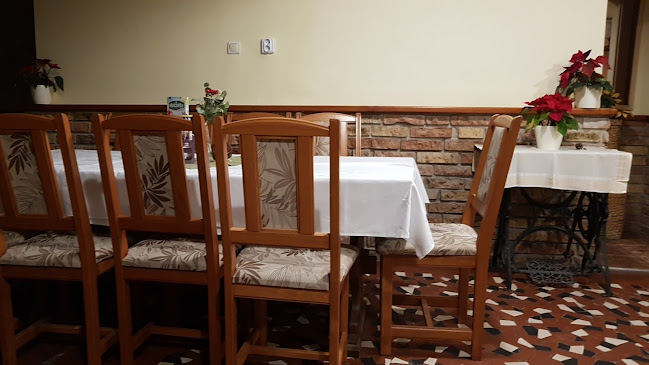 Tarka Kakas - Vendéglátás