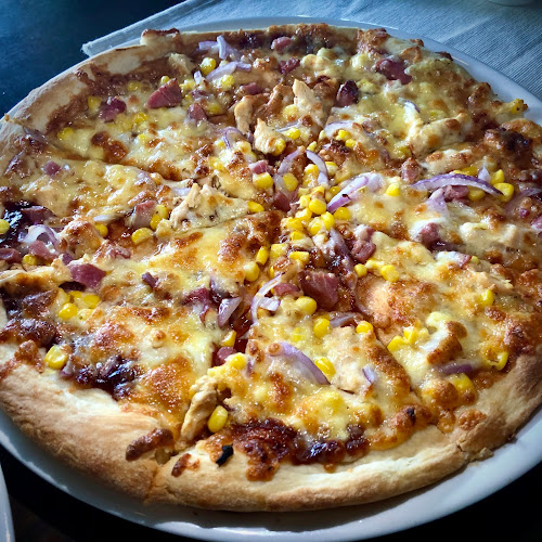 Velence, Tópart u. 51, 2481 Magyarország