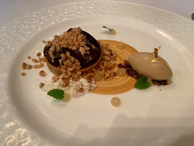 Budapest, Vörösmarty tér 7-8, 1051