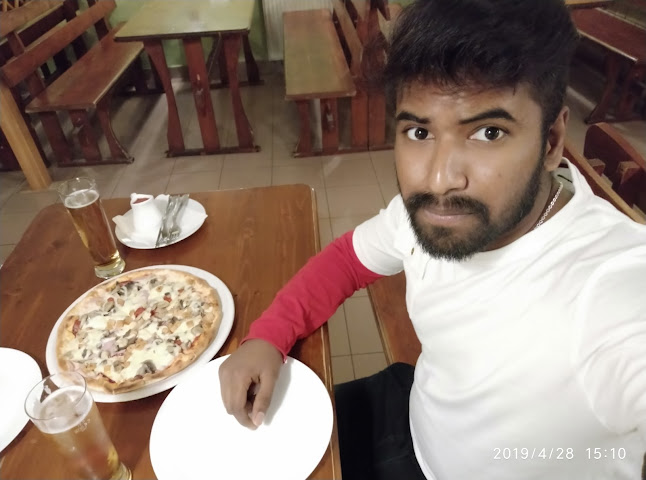 Labirintus Pizzéria - Vendéglátás