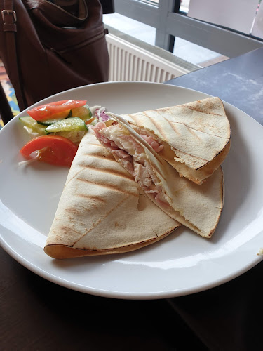 Comentarii opinii despre Melange Cafe & Bistro