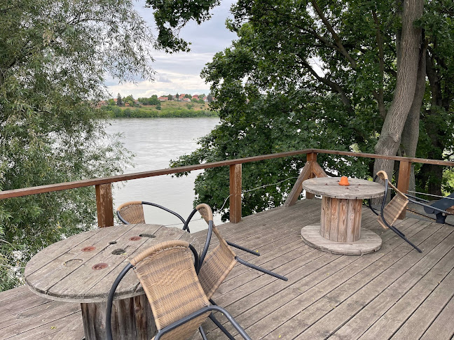 Opinii despre Pajta Pub în Szigetújfalu - Vendéglátás