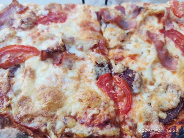 Comentarii opinii despre Herfli Söröző-Pizzéria