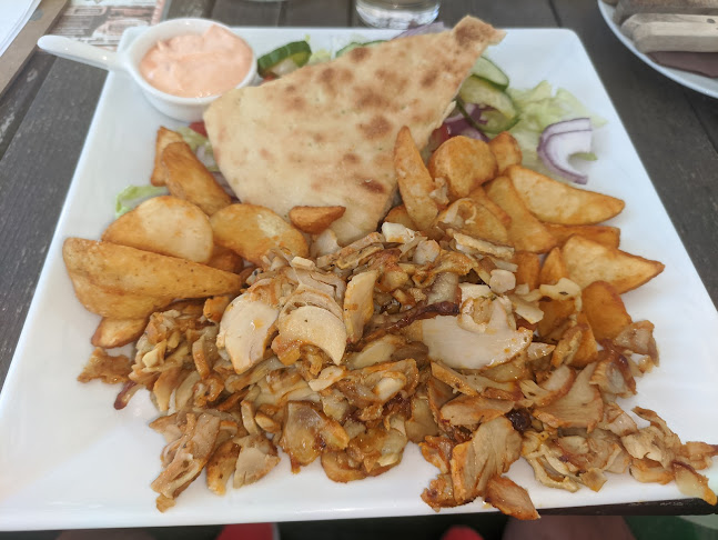 Bor & Bazsalikom Pizzéria, Étterem - Sárospatak