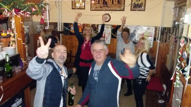 Opinii despre Kis- Piramis Söröző în Miskolc - Vendéglátás