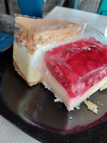 Sarokház Cukrászda - Vendéglátás