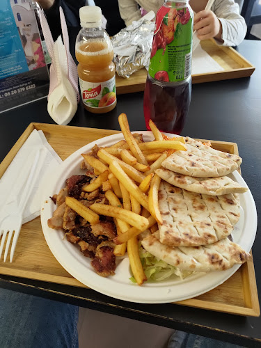 Opinii despre Gyros Taverna în Gyöngyös - Vendéglátás