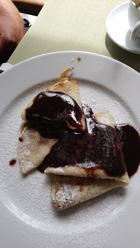 Veszprém, Gyöngyvirág u. 2, 8200