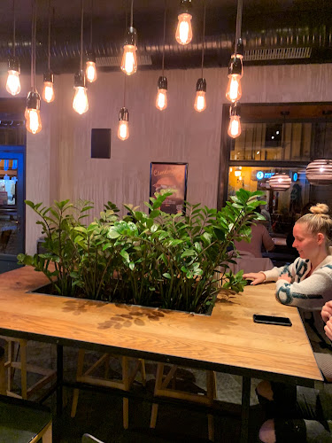 ZING BURGER & Co. | Fehérvar - Vendéglátás