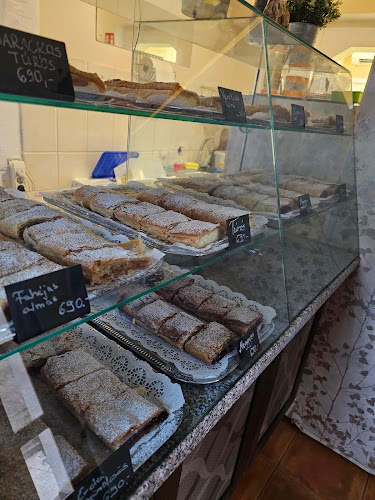 Opinii despre Monarchia Rétesház în Zebegény - Vendéglátás