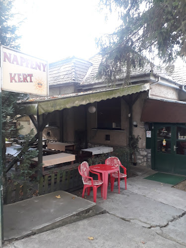 Comentarii opinii despre Napfény Kert Étterem