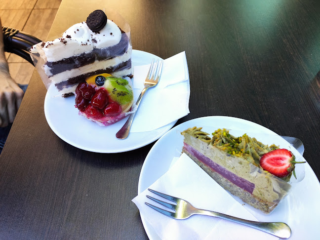 Comentarii opinii despre Horváth Cukrászda