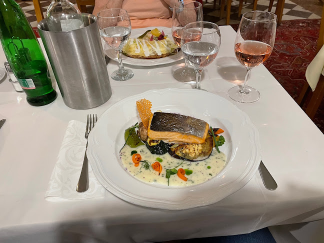 Károlyi Étterem - Budapest