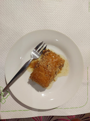 Opinii despre Noon Baghi Cafe & Restaurant în Pécs - Vendéglátás