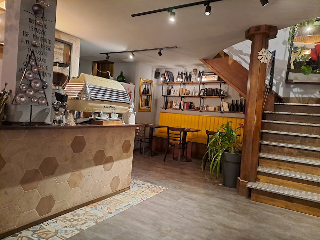 Budapest, Belgrád rkp. 19, 1056