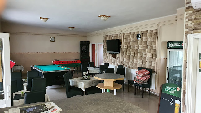 Opinii despre Márka Büfé Pápa Kilián în Pápa - Vendéglátás