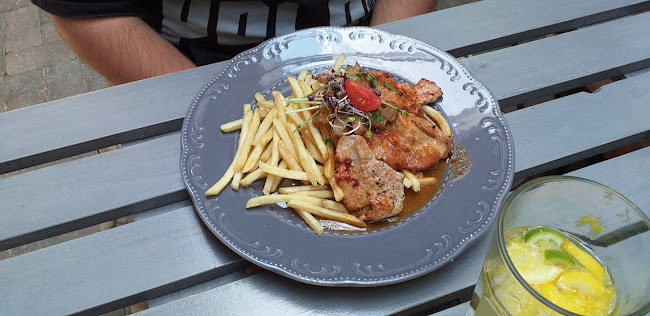 Opinii despre Kiscsillag Étterem în Budapest - Vendéglátás