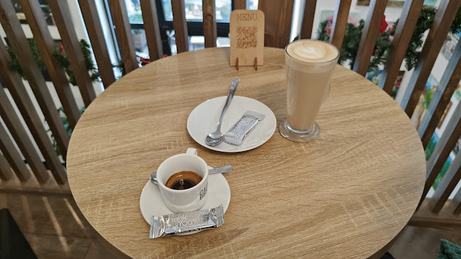 Opinii despre Cafe Bene în Budapest - Vendéglátás