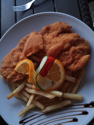 Opinii despre Vendéglő Autós Ételbár és Panzió Simonics Gézáné în Ozmánbük - Vendéglátás