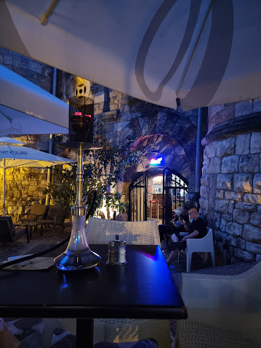 Anonymus Bar&More - Vendéglátás