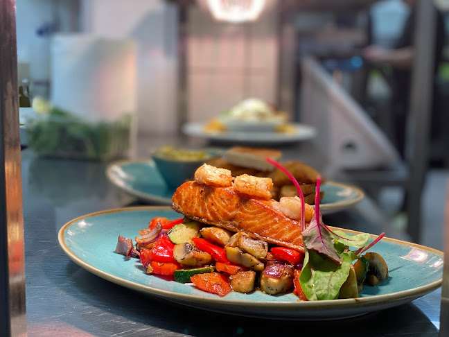 Pancser Pizza és Étterem - Vendéglátás