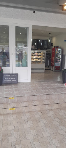 Pingvin Fagyizó Cukrászda Balatonmáriafürdő