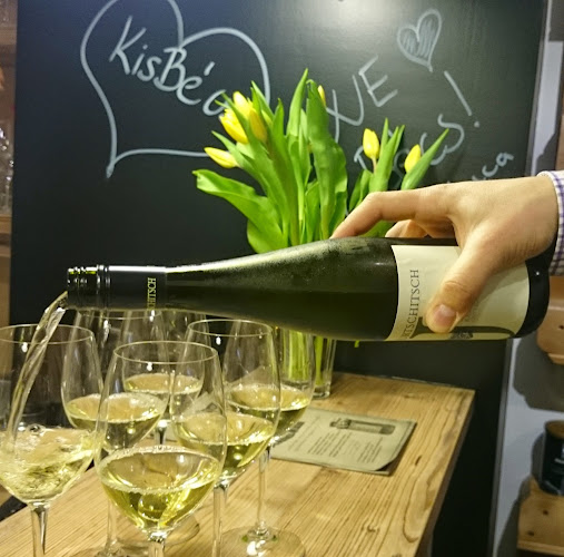 Budapest, Németvölgyi út 36-38, 1126