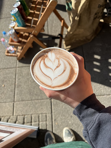 Opinii despre Bike Café Kecskemét în Kecskemét - Vendéglátás