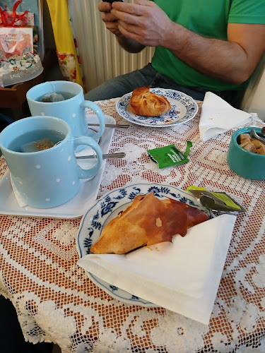 Opinii despre Álomvölgyi Buddha Pékség în Piliscsaba - Vendéglátás