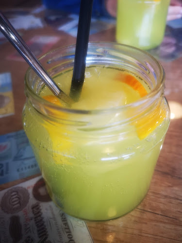 Opinii despre Johnny's Bistro Veszprém în Veszprém - Vendéglátás