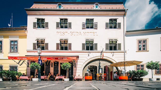 Pest-Buda Bistro - Budapest