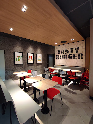 McDonald's - Vendéglátás