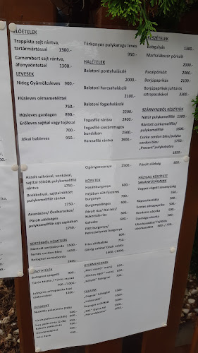 Balatonakarattya, Rákóczi út 30, 8172