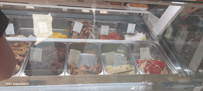 Balatonfüred, Zákonyi Ferenc u. 4, 8230