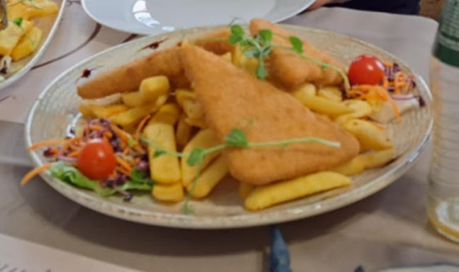 Opinii despre Véndiófa Grill Bisztró în Miskolc - Vendéglátás